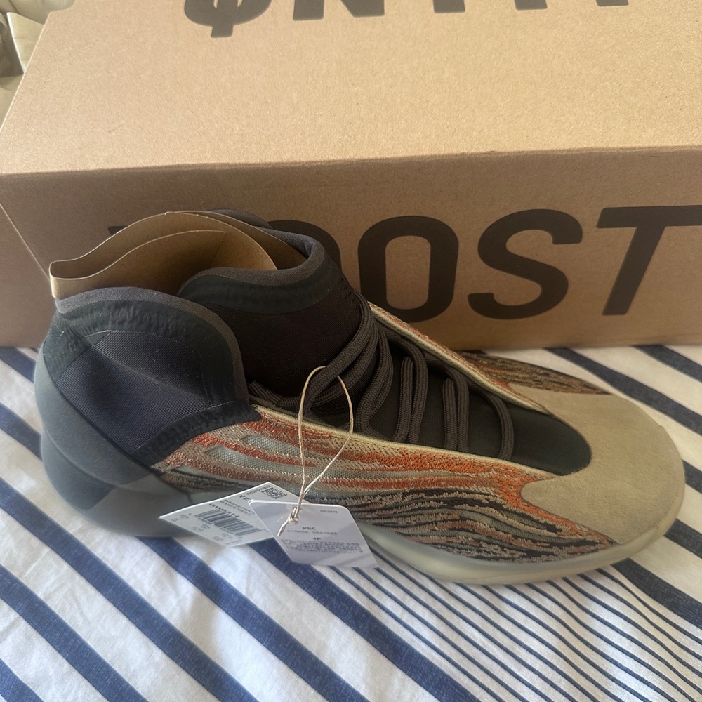 Special Edition Adidas YZY QNTM Men's Sneakers - Black, Gray, Tan, Orange